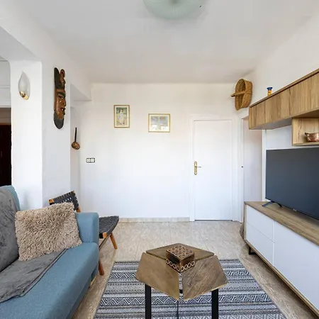 Apartamento 2 Bdr In Cornella 5 Mins Form The Metro Cornellá de Llobregat
