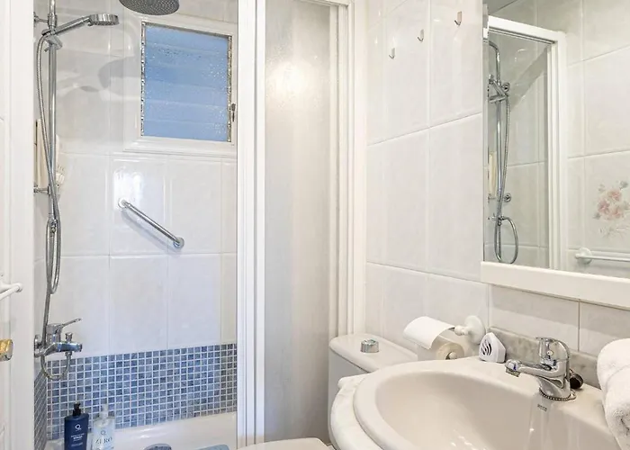 Apartmán 2 Bdr In Cornella 5 Mins Form The Metro Cornellà de Llobregat