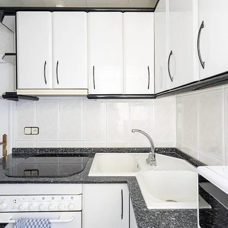 2 Bdr Apt In Cornella 5 Mins Form The Metro Cornella de Llobregat